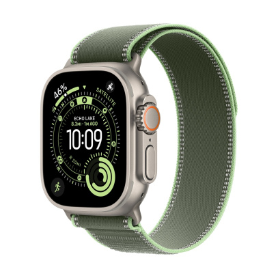 Apple Watch Ultra 3 (2025), 49 мм корпус из титана цвета «Natural», ремешок Trail Loop размера S/M цвета «Green/Neon»